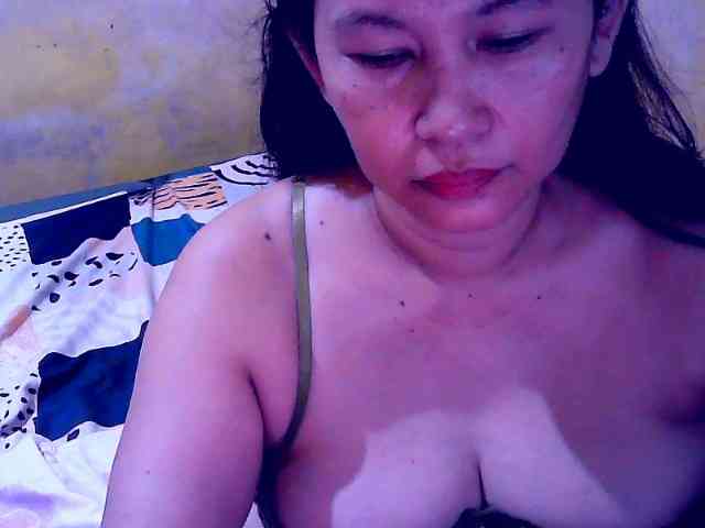 SweetMonlight webcam