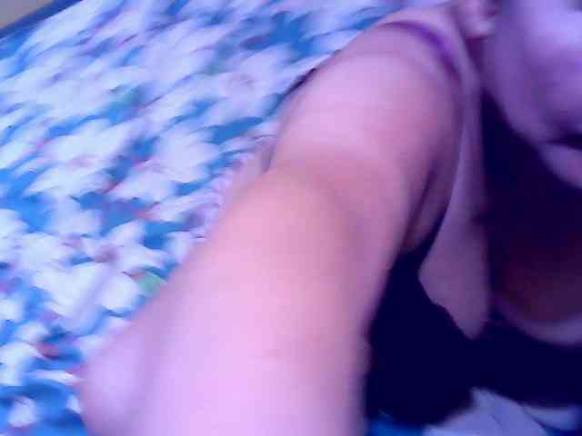 SweetMonlight webcam