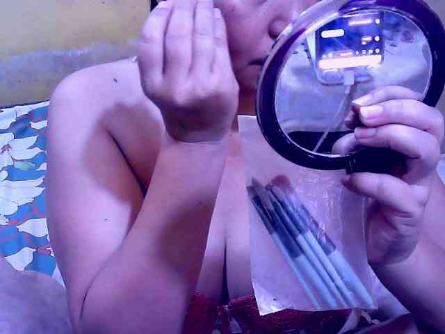 SweetMonlight webcam