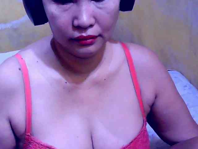 SweetMonlight webcam