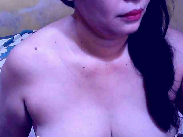 SweetMonlight webcam