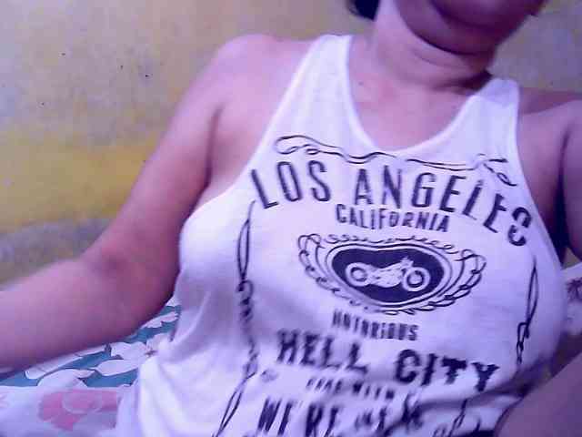 SweetMonlight webcam