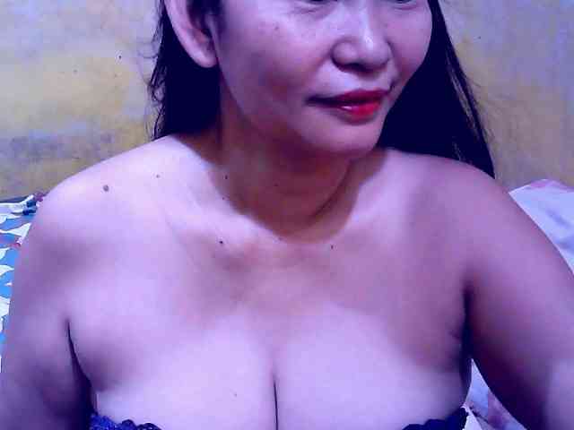 SweetMonlight webcam