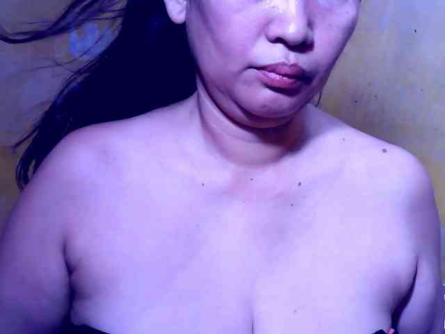 SweetMonlight webcam