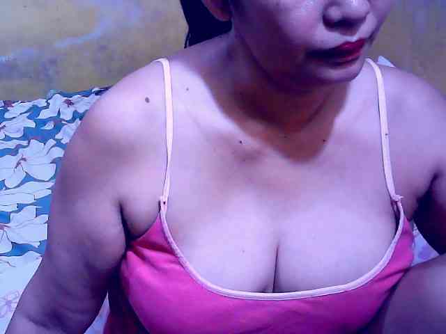 SweetMonlight webcam