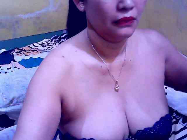 SweetMonlight webcam