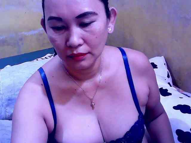 SweetMonlight webcam