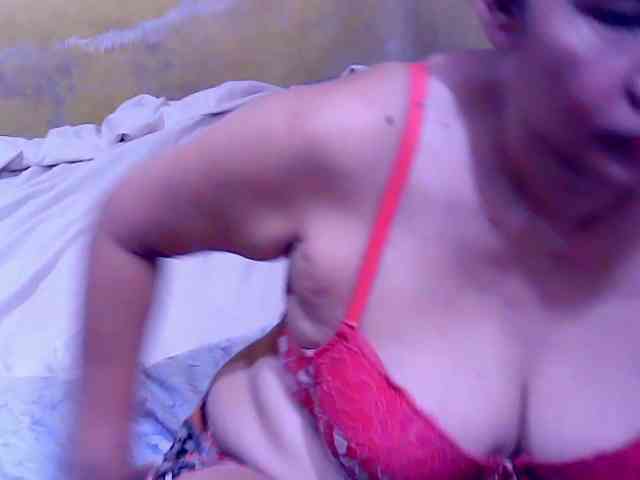 SweetMonlight webcam