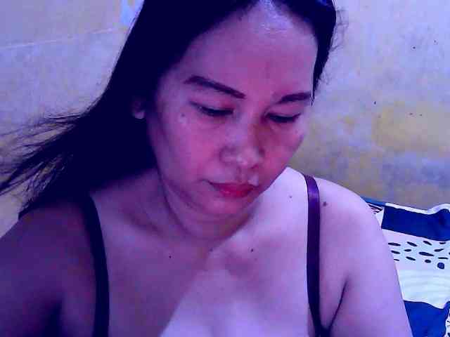 SweetMonlight webcam