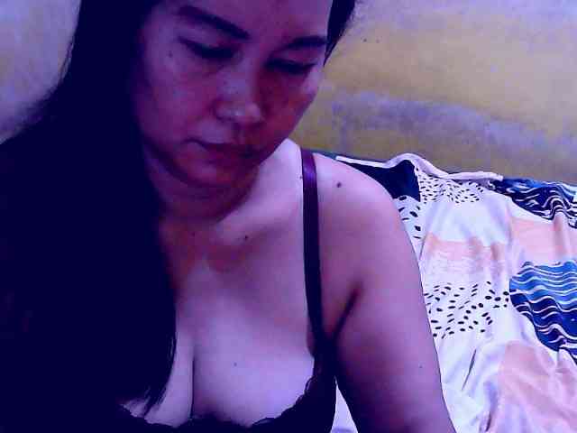 SweetMonlight webcam