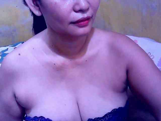 SweetMonlight webcam