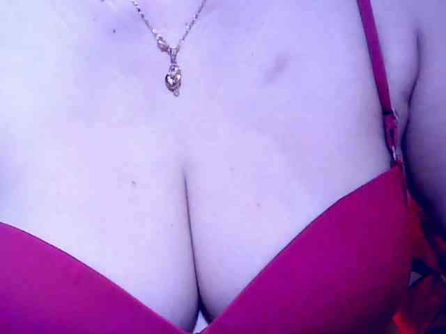 SweetMonlight webcam