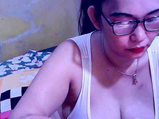 SweetMonlight webcam