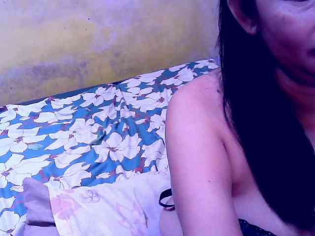 SweetMonlight webcam