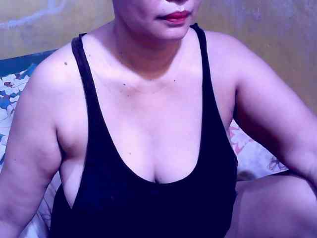 SweetMonlight webcam