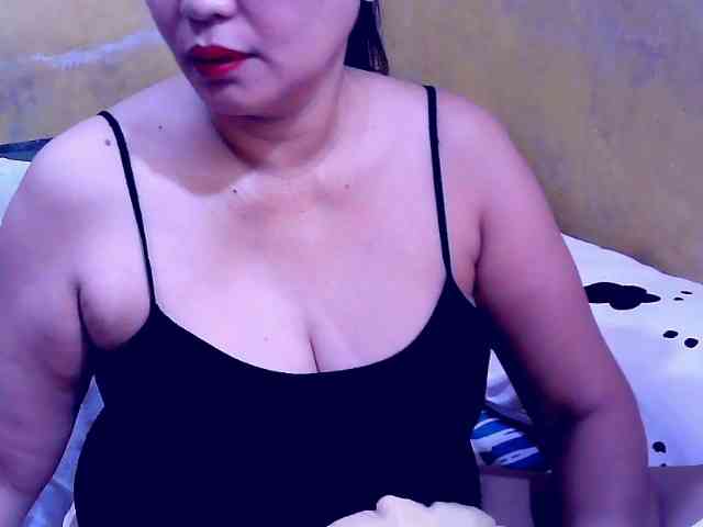 SweetMonlight webcam