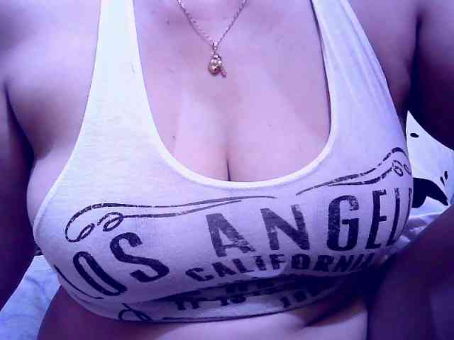 SweetMonlight webcam