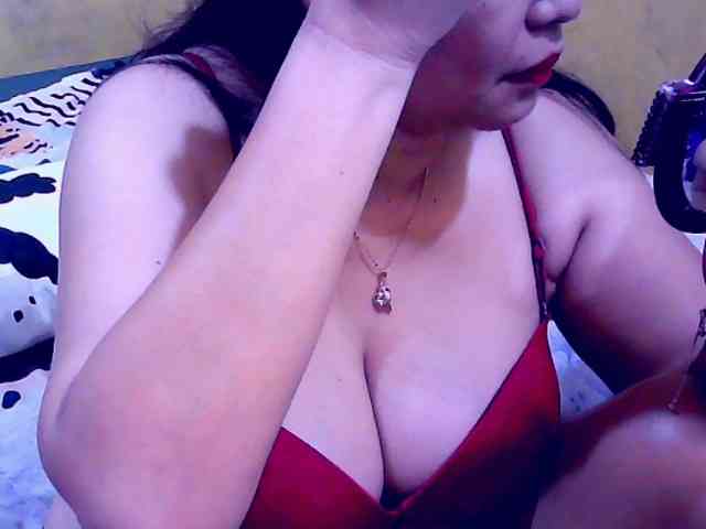 SweetMonlight webcam