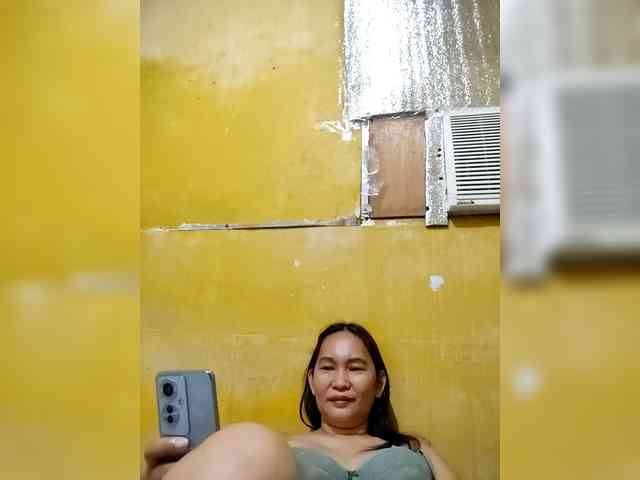 SweetMonlight webcam