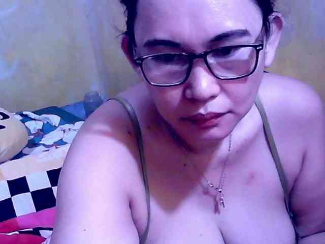 SweetMonlight webcam