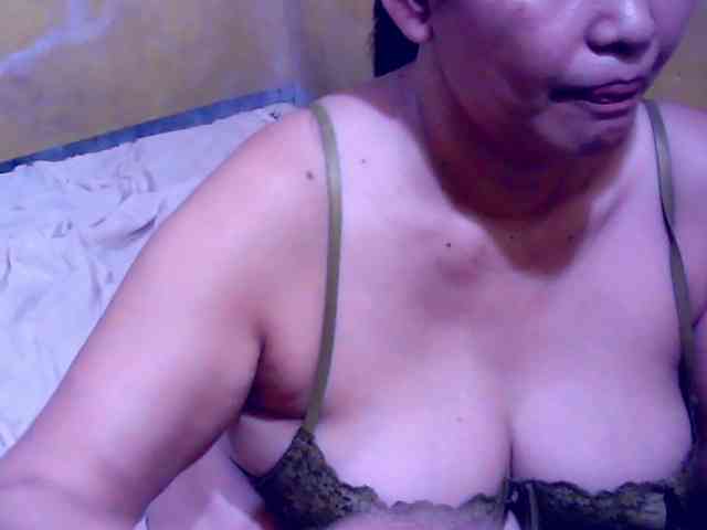 SweetMonlight webcam