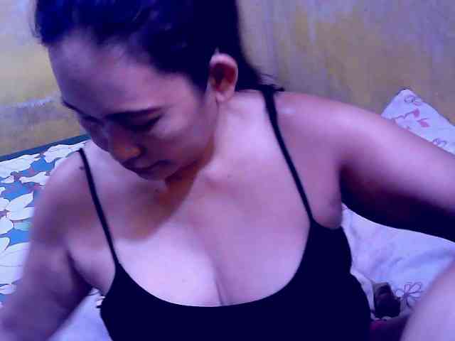 SweetMonlight webcam