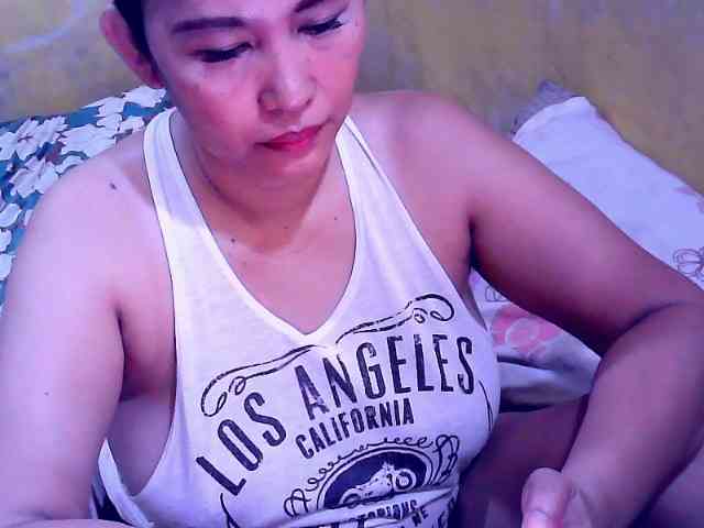 SweetMonlight webcam