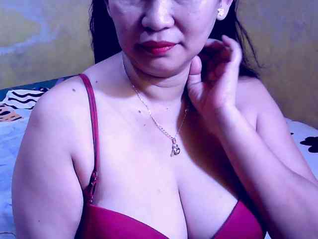 SweetMonlight webcam