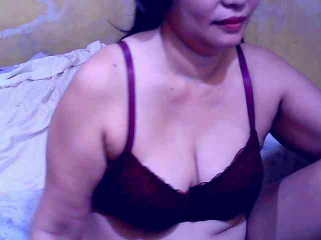 SweetMonlight webcam