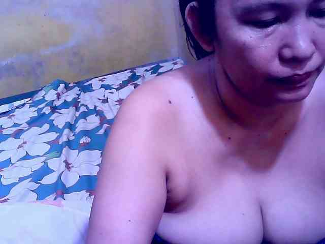 SweetMonlight webcam