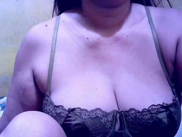 SweetMonlight webcam
