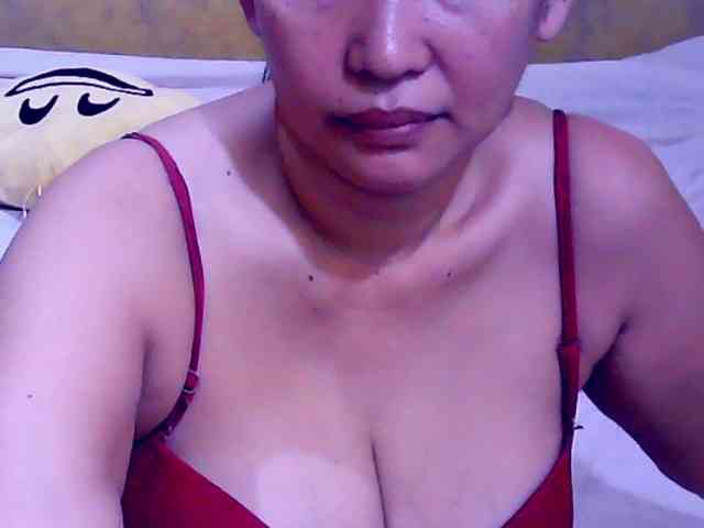 SweetMonlight webcam