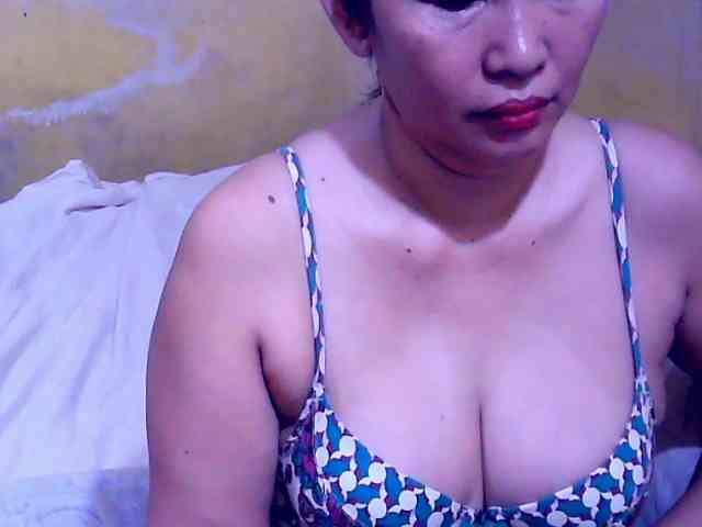 SweetMonlight webcam
