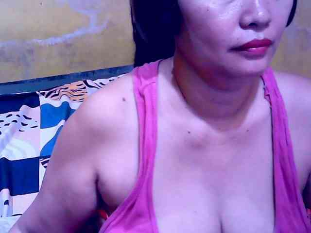 SweetMonlight webcam