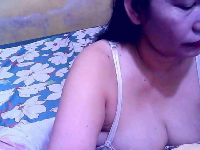 SweetMonlight webcam