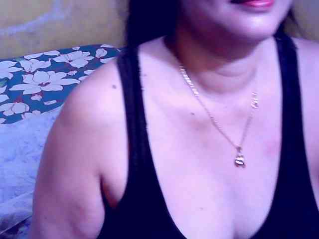 SweetMonlight webcam