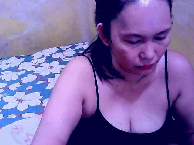 SweetMonlight webcam