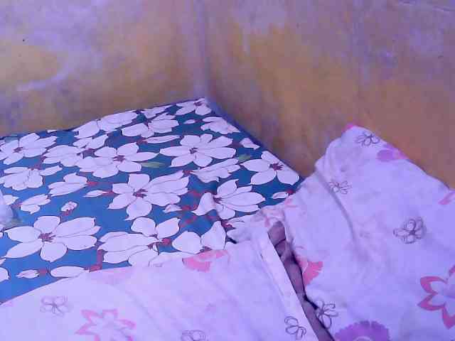 SweetMonlight webcam