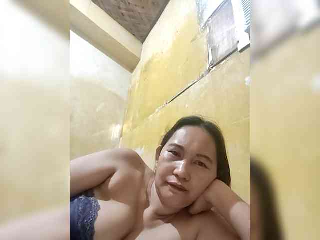 SweetMonlight webcam