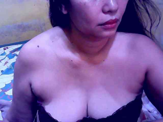SweetMonlight webcam