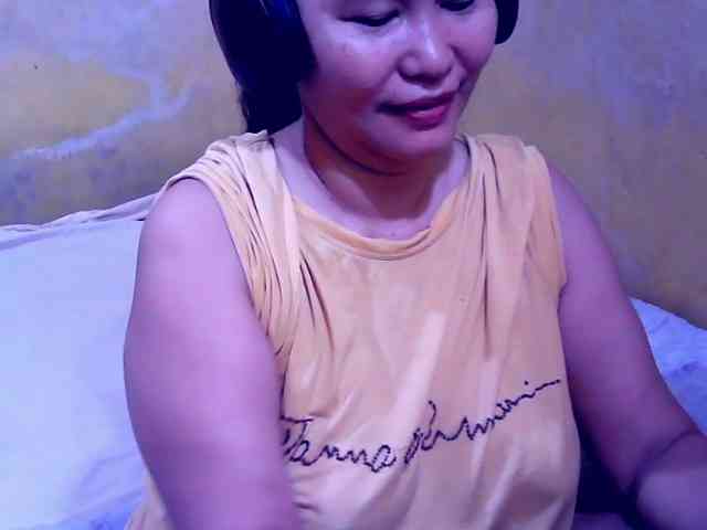 SweetMonlight webcam
