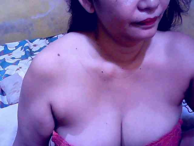 SweetMonlight webcam