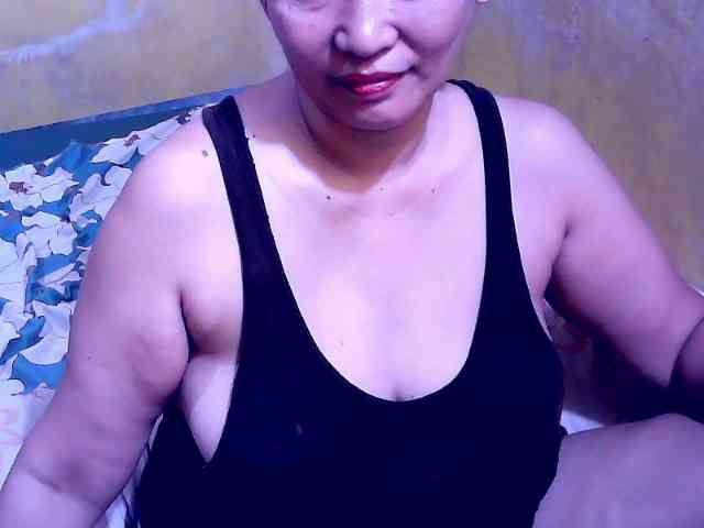 SweetMonlight webcam