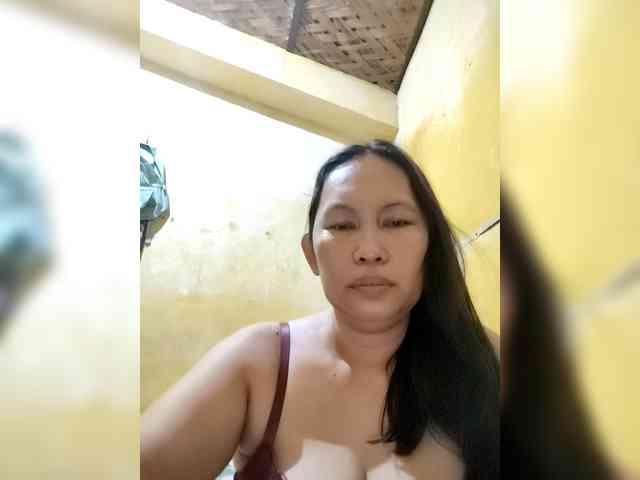 SweetMonlight webcam