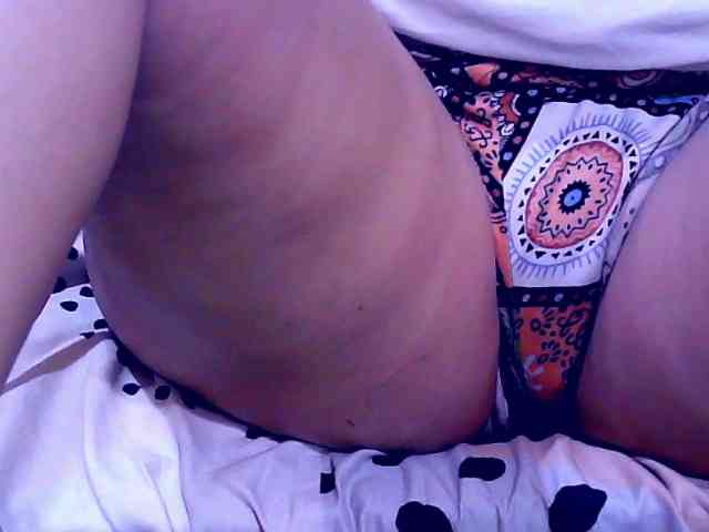 SweetMonlight webcam