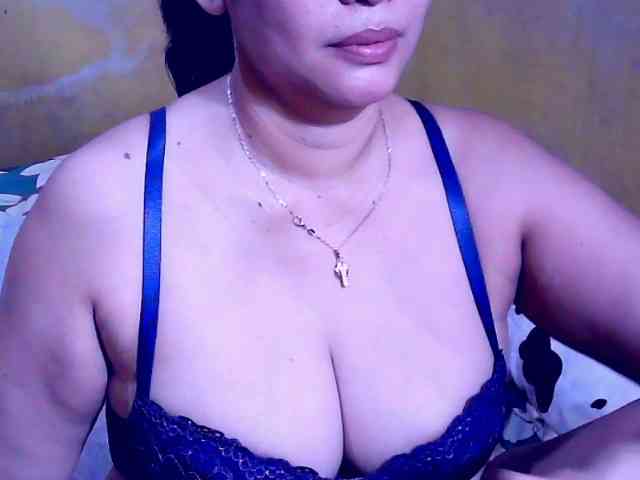 SweetMonlight webcam