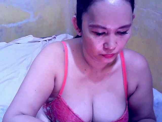 SweetMonlight webcam