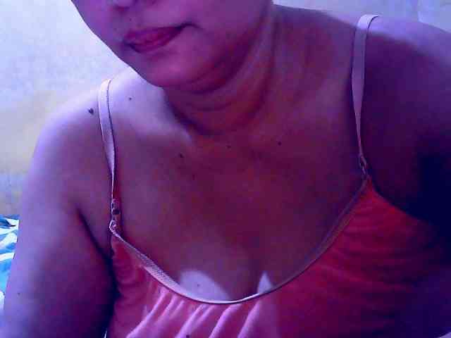 SweetMonlight webcam