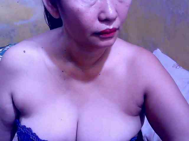 SweetMonlight webcam