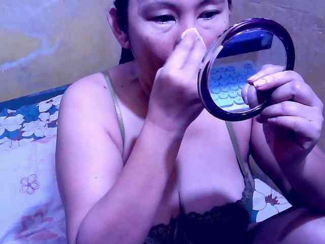 SweetMonlight webcam